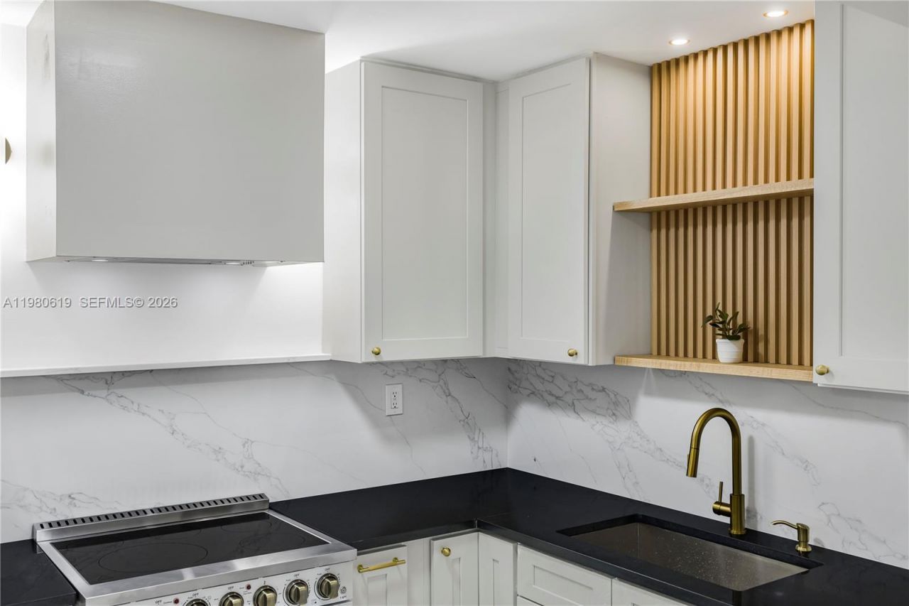 5410 SW 2nd, Miami, FL 33134 Photo