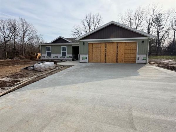 13244 Half Drive , Dixon, MO 65459