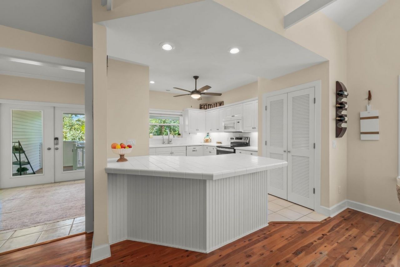 1089 Skiff Pl, Sanibel, FL 33957 Photo