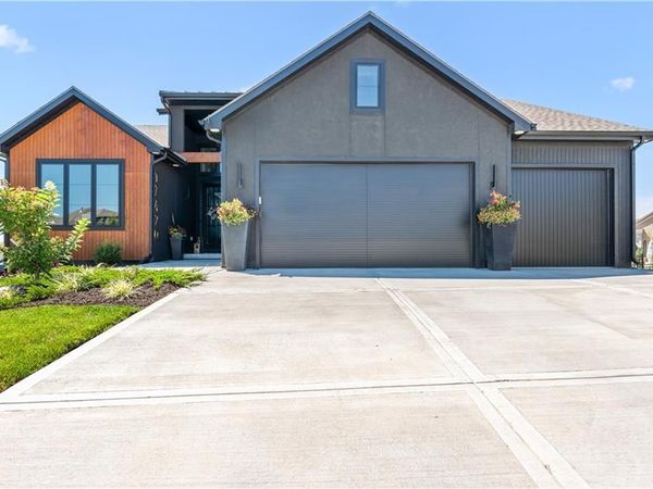 17420 Crystal Street, Overland Park, KS 66221