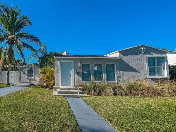 1719 SW 15th St , Miami, FL 33145