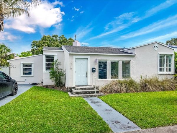 1719 SW 15th St, Miami, FL 33145