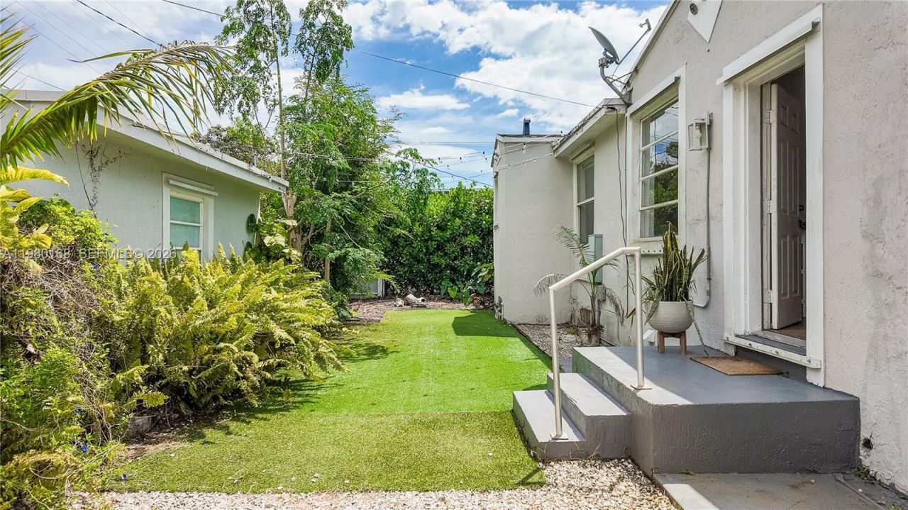 1719 SW 15th St, Miami, FL 33145 Photo