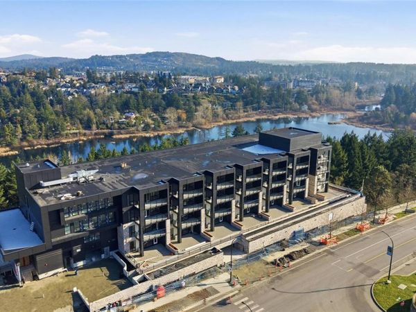 2341 Bear Mountain Pkwy, Unit 106, Langford, BC V9B 6V1