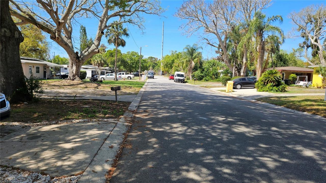 1325 Mary L Road, Clearwater, FL 33755 Photo