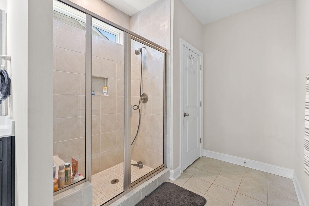 616 Black Pine Road Photo 17