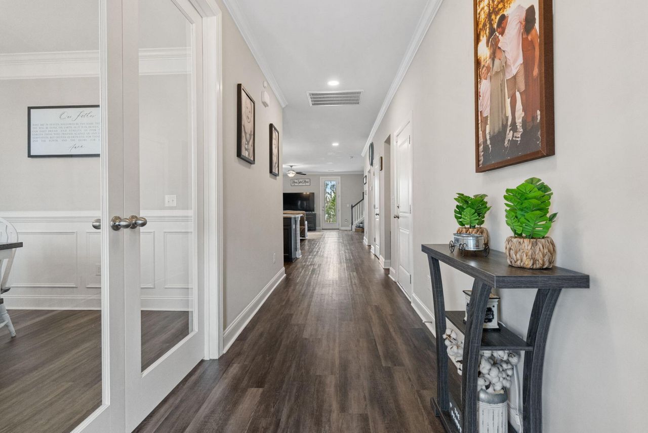 616 Black Pine Road Photo 4