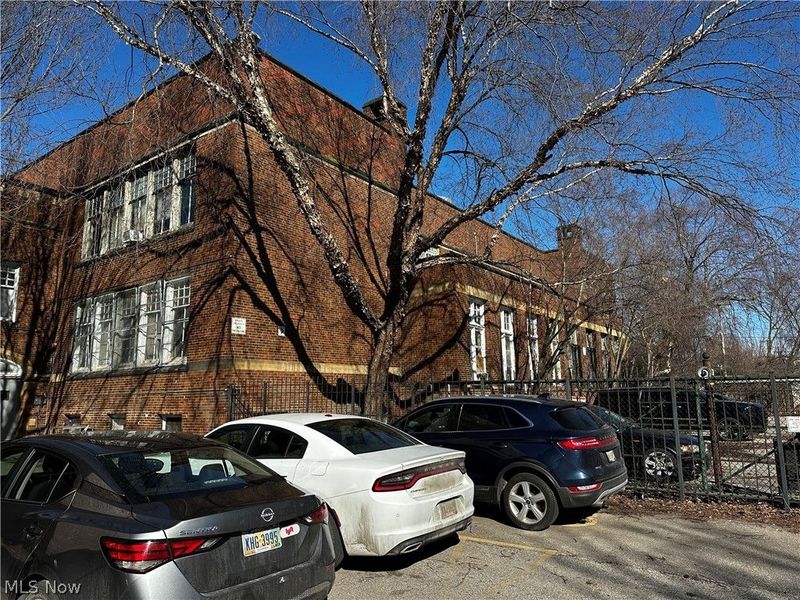 1075 E 74th Street, Cleveland, OH 44103 Photo 2