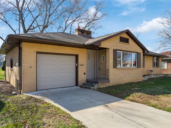 2903 Poplar Street NW, Massillon, OH 44646