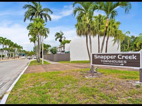 6936 SW 110th Ave , Miami, FL 33173