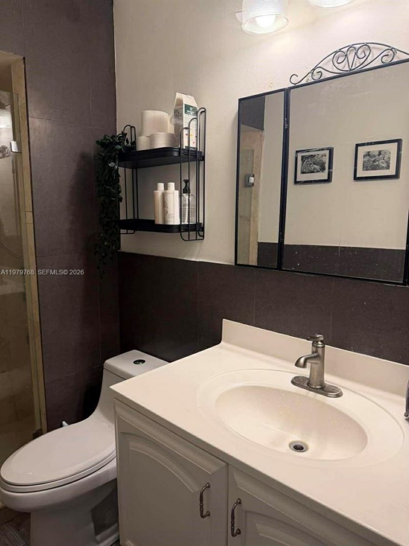 6936 SW 110th Ave , Miami, FL 33173 Photo