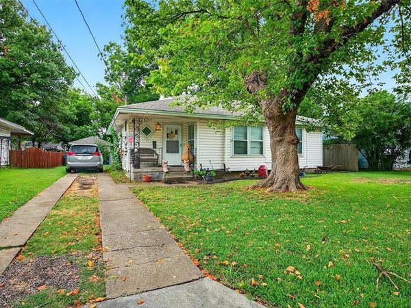 545 N Wharton Street , Sherman, TX 75092