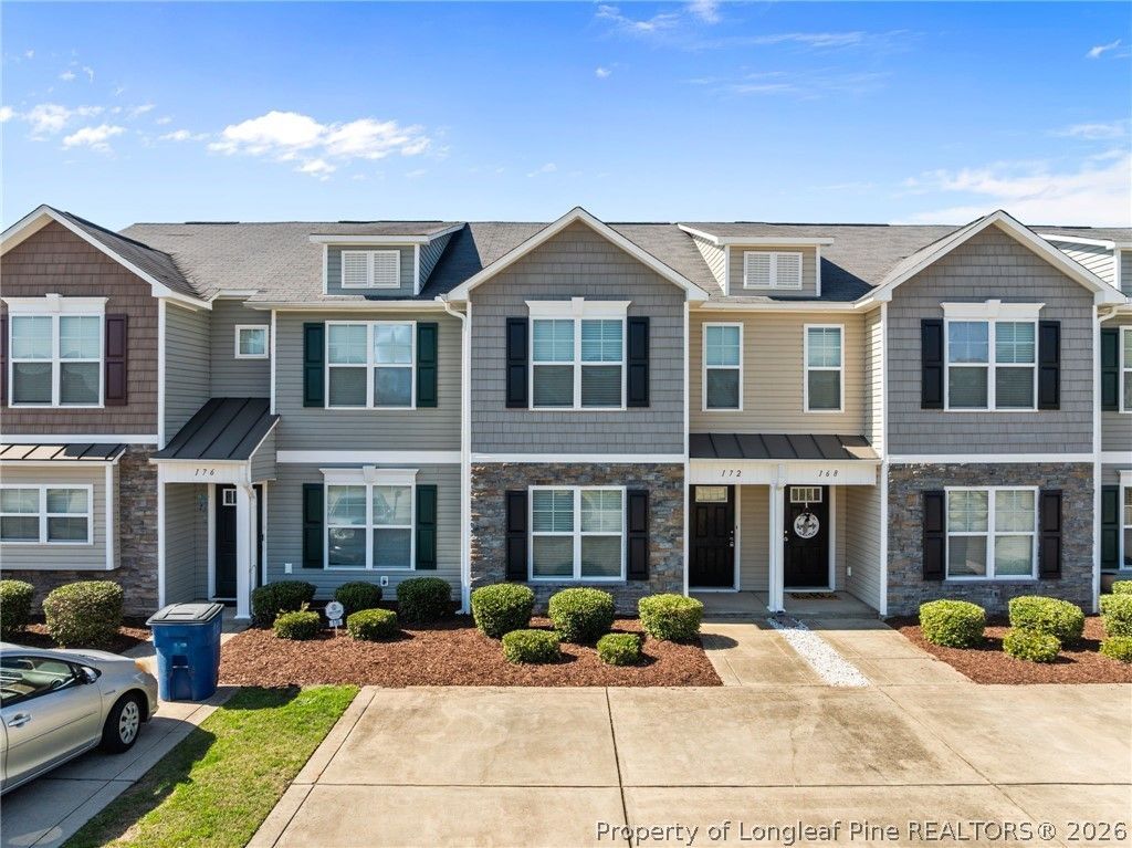 172 Collinwood Drive, Raeford, NC 28376 Main Photo