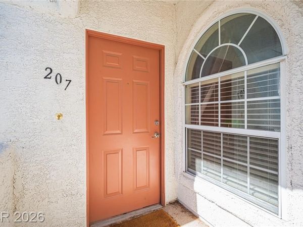 1800 Edmond Street, Unit 207, Las Vegas, NV 89146