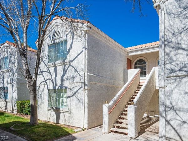 1800 Edmond Street, Unit 207, Las Vegas, NV 89146
