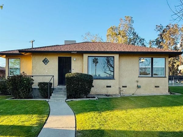 1422 Bernard Street, Bakersfield, CA 93305