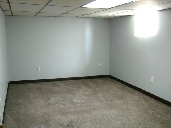 105 W 23rd Street, Higginsville, MO 64037