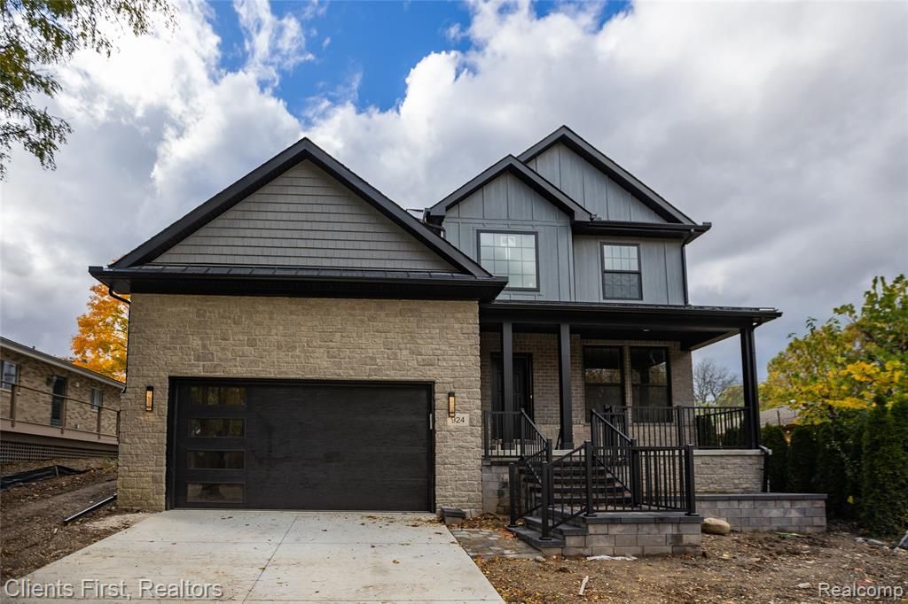 924 Carrington Drive, Northville, MI 48167 Main Photo