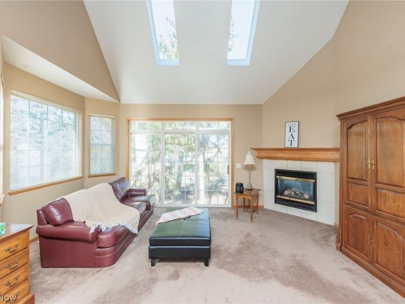 18608 Southporte Drive, Strongsville, OH 44136 Photo 16