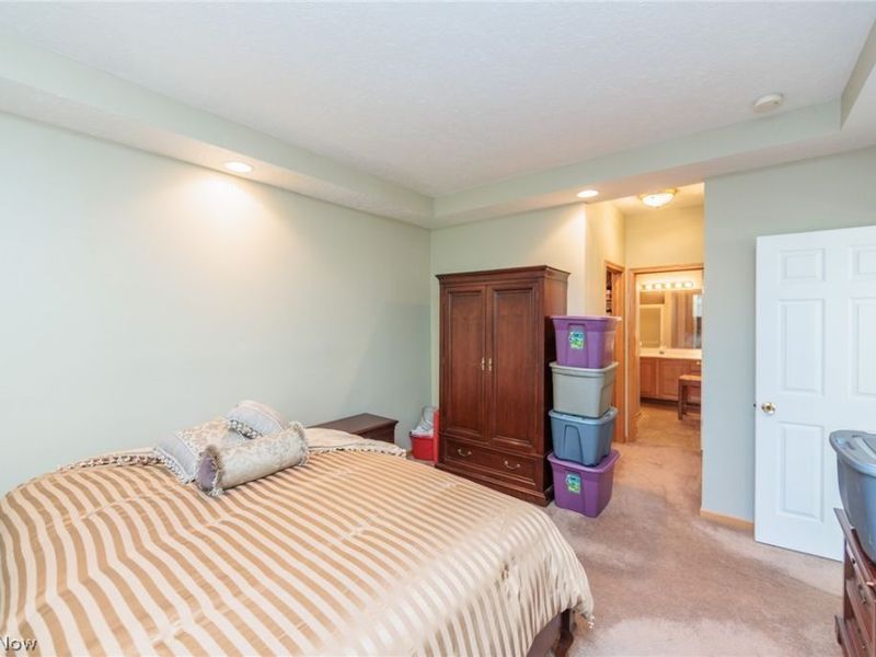 18608 Southporte Drive, Strongsville, OH 44136 Photo 19