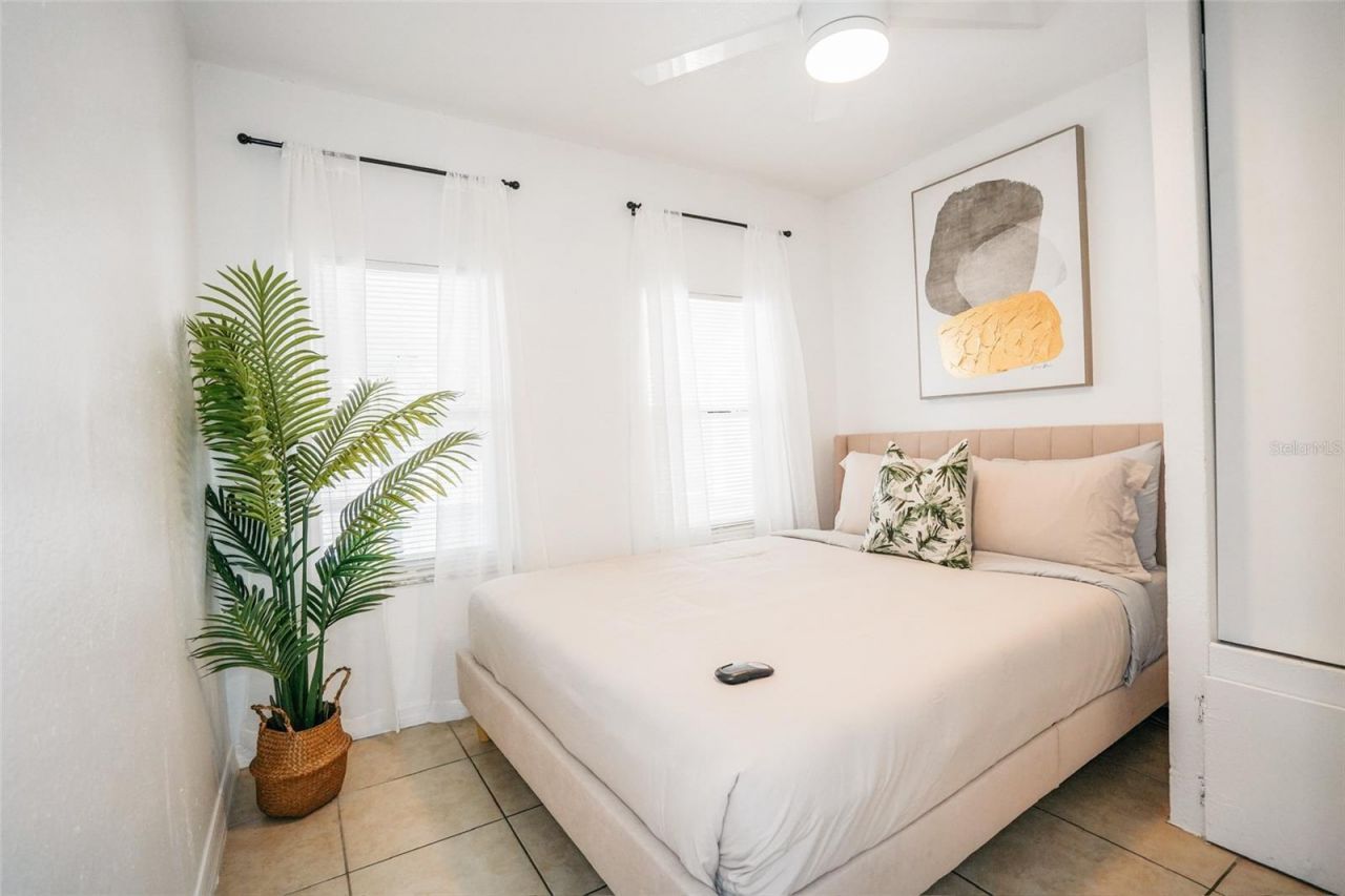 1361 29th Street S, Saint Petersburg, FL 33712 Photo