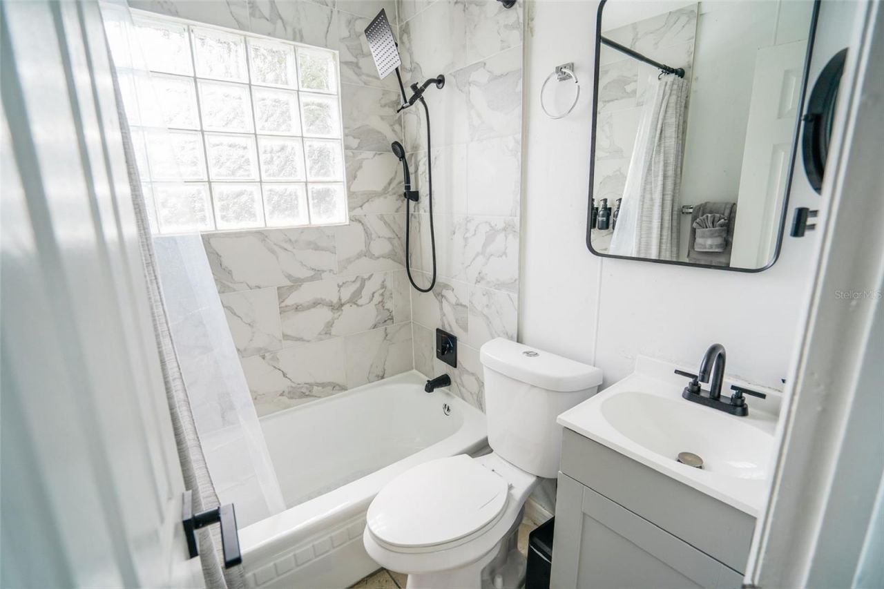 1361 29th Street S, Saint Petersburg, FL 33712 Photo