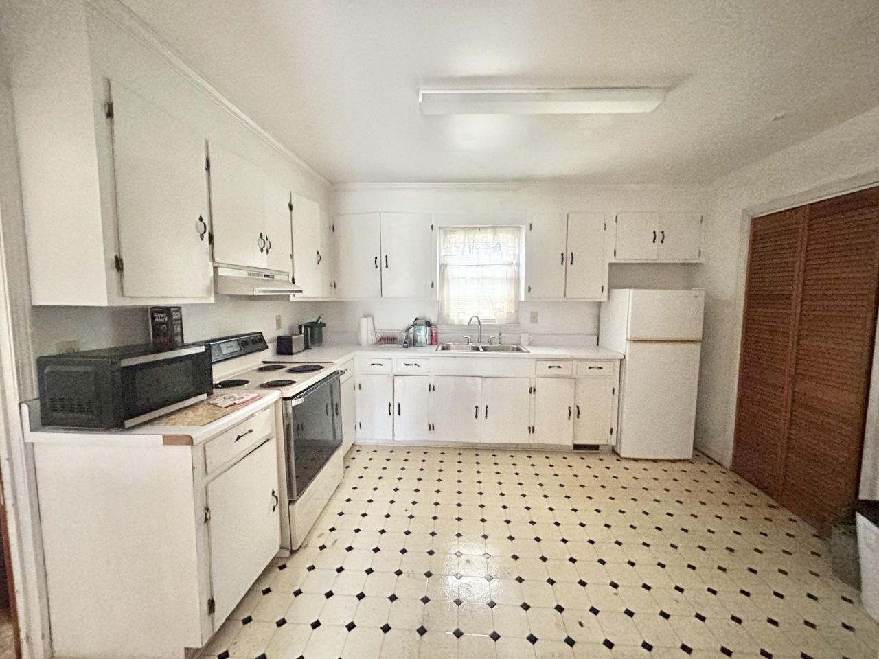 4304 Alex Harvin Highway Photo 6