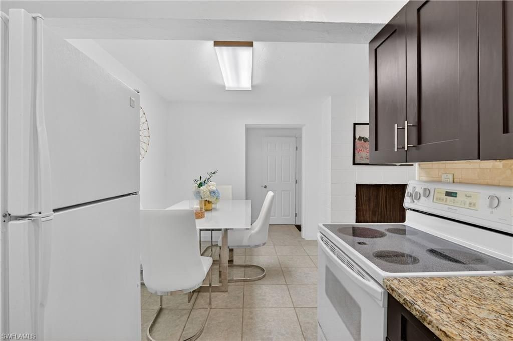 1189 6th Ln N, Naples, FL 34102 Photo