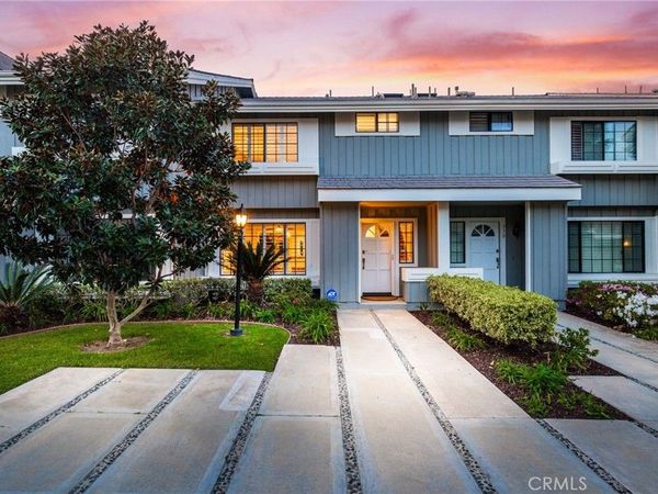 328 Regatta Way, Seal Beach, CA 90740
