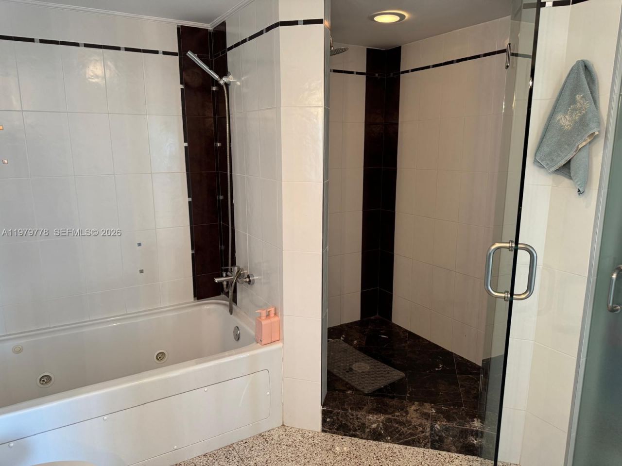 16699 Collins Ave, Unit 2710, Sunny Isles Beach, FL 33160 Photo