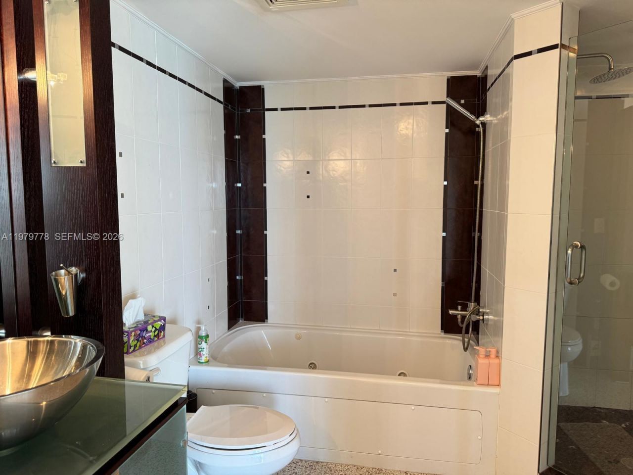 16699 Collins Ave, Unit 2710, Sunny Isles Beach, FL 33160 Photo