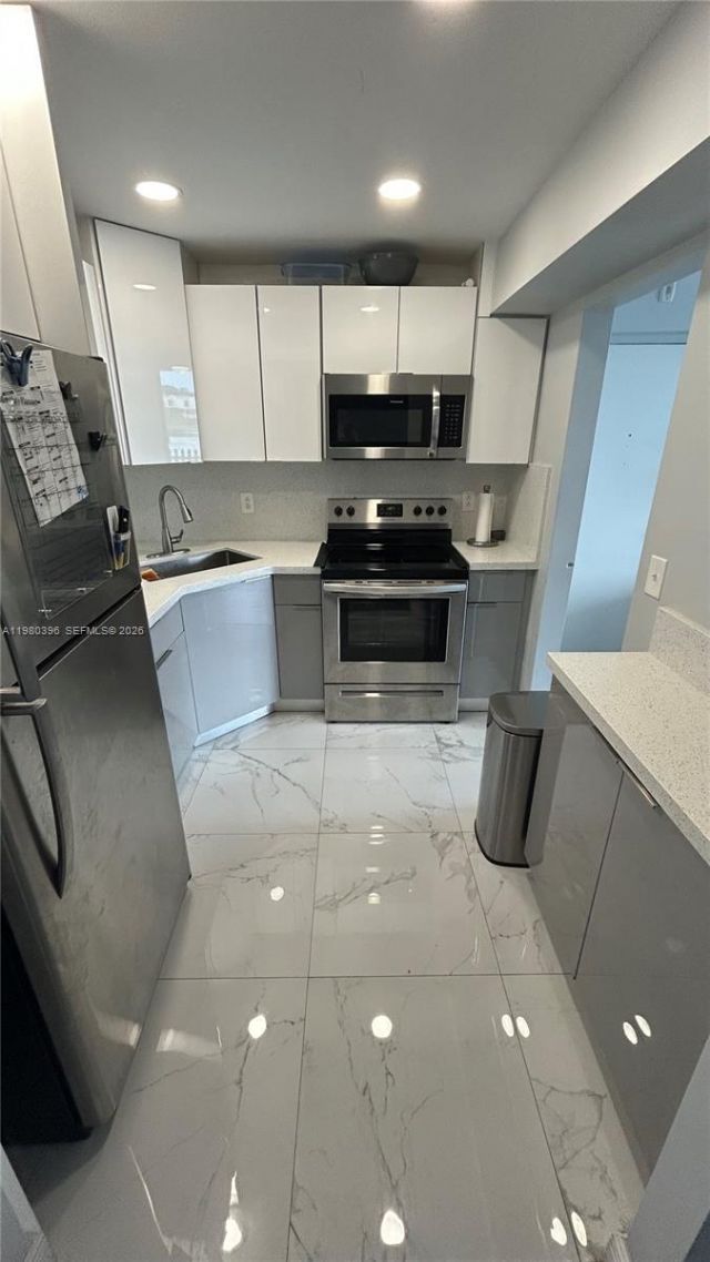 8307 SW 142nd Ave, Unit E112, Miami, FL 33183 Photo