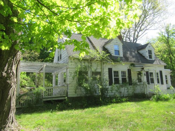 6 Erin Court, Cornwall, NY 12518