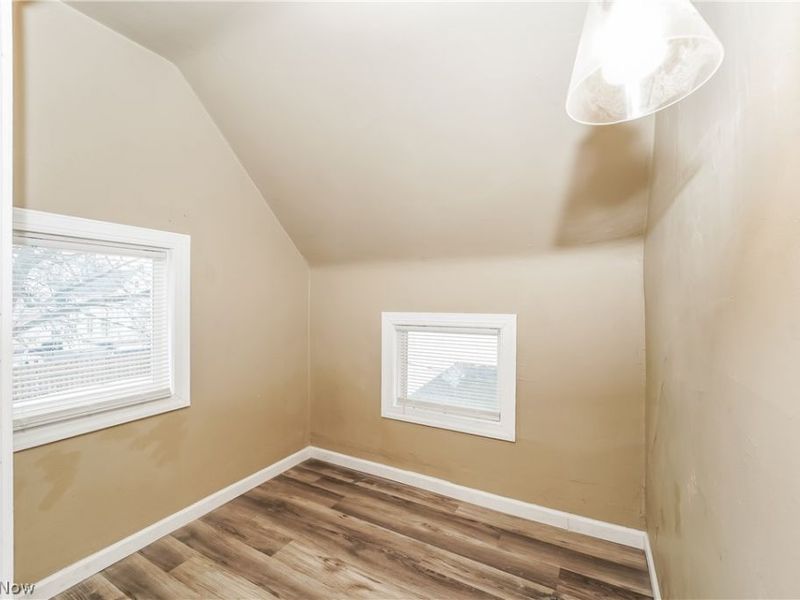 2021 W 93rd Street, Cleveland, OH 44102 Photo 14