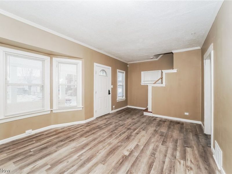 2021 W 93rd Street, Cleveland, OH 44102 Photo 4