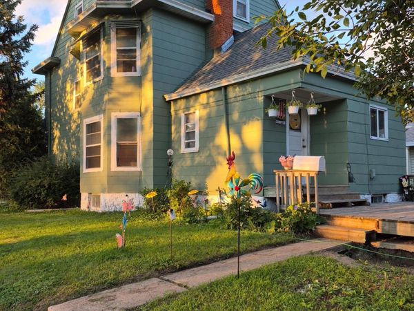 102 3rd Street SE, Pipestone, MN 56164