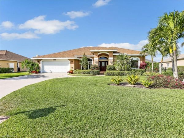 2033 Teagarden LN , NAPLES, FL 34110