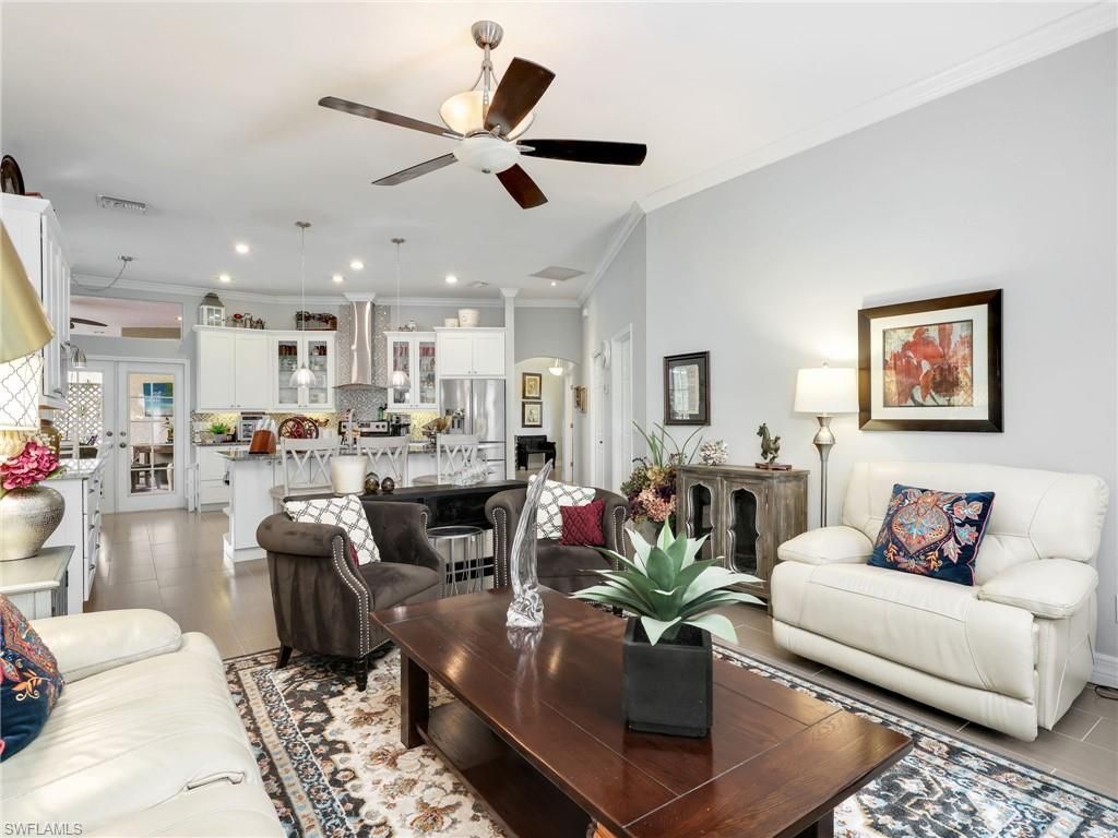 2033 Teagarden Ln, Naples, FL 34110 Photo