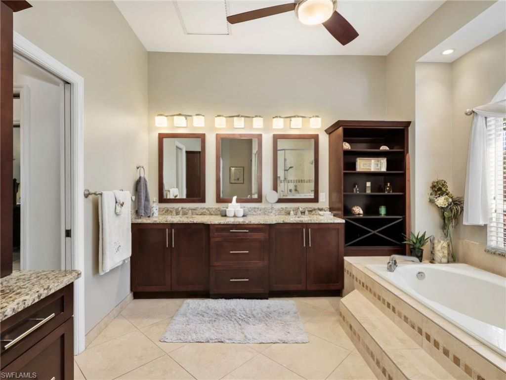 2033 Teagarden Ln, Naples, FL 34110 Photo