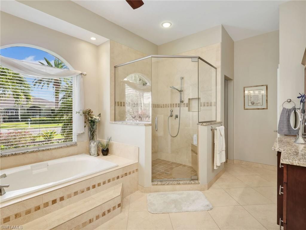2033 Teagarden Ln, Naples, FL 34110 Photo