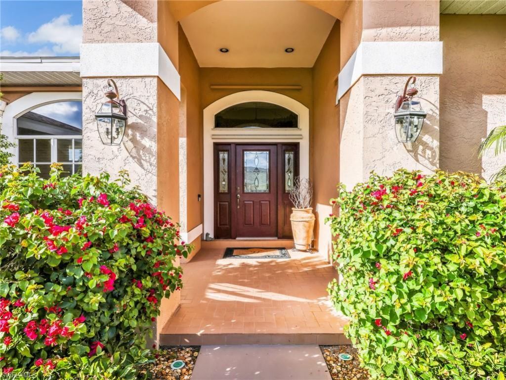 2033 Teagarden Ln, Naples, FL 34110 Photo