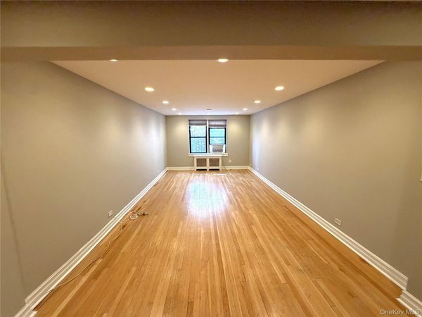 445 W 240th Street, Unit 5C, Bronx, NY 10463