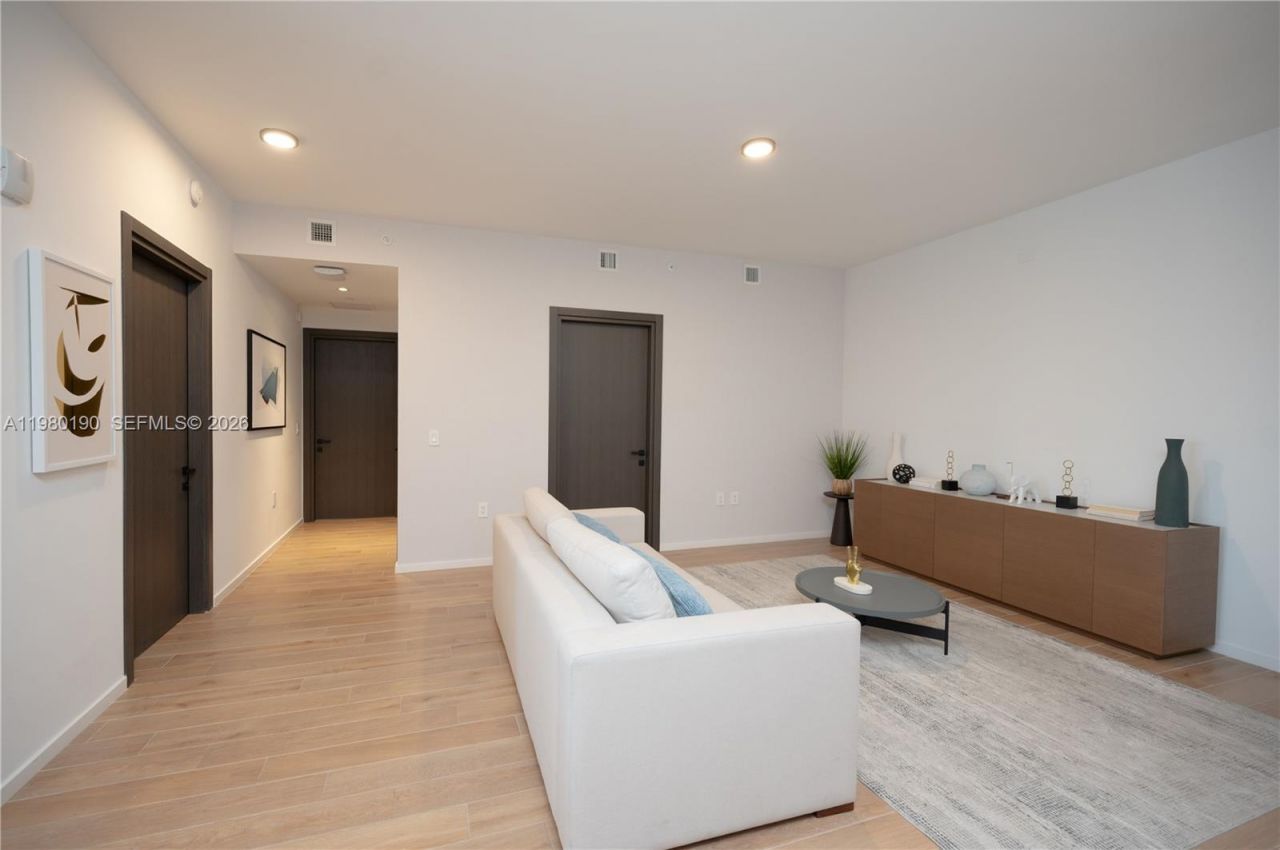 398 NE 5th St, Unit 2517, Miami, FL 33132 Photo