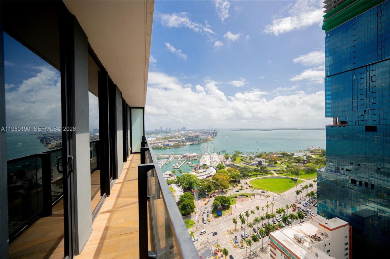 398 NE 5th St, Unit 2517, Miami, FL 33132 Photo