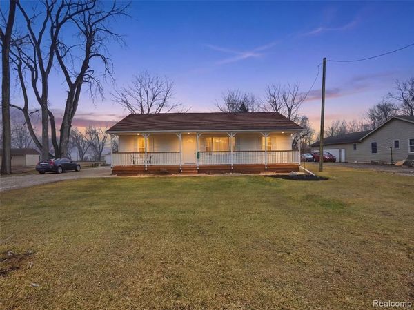 6199 Heyer Street, Romulus, MI 48174