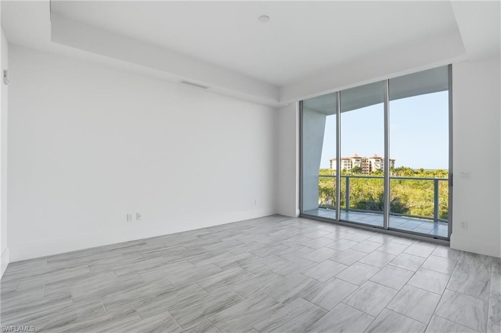 4810 Pelican Colony, Unit 404, Bonita Springs, FL 34134 Photo