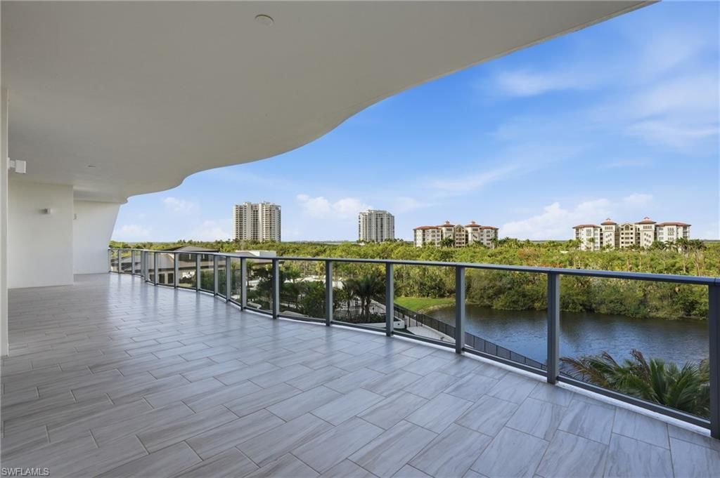 4810 Pelican Colony, Unit 404, Bonita Springs, FL 34134 Photo