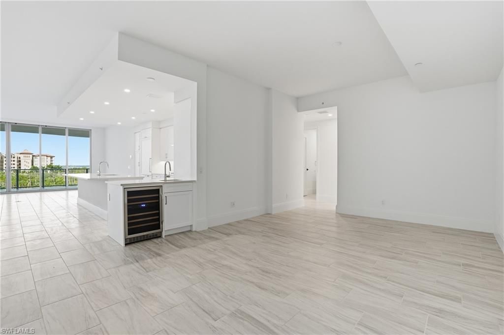 4810 Pelican Colony, Unit 404, Bonita Springs, FL 34134 Photo