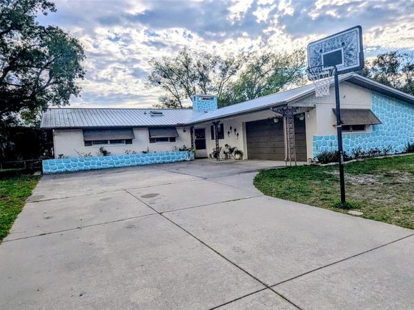 7510 PINEAPPLE LANE , PORT RICHEY, FL 34668