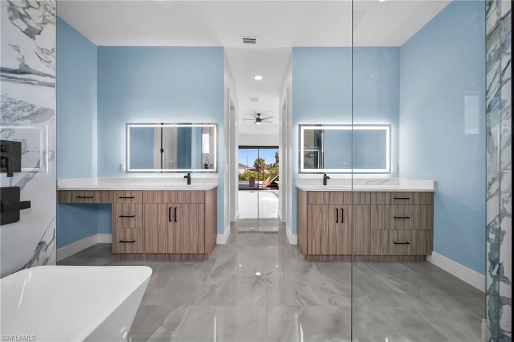 411 NE 25th St , Cape Coral, FL 33909 Photo